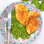 курка смежена зі спеціями