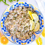 Бурий рис зі свіжою зеленню