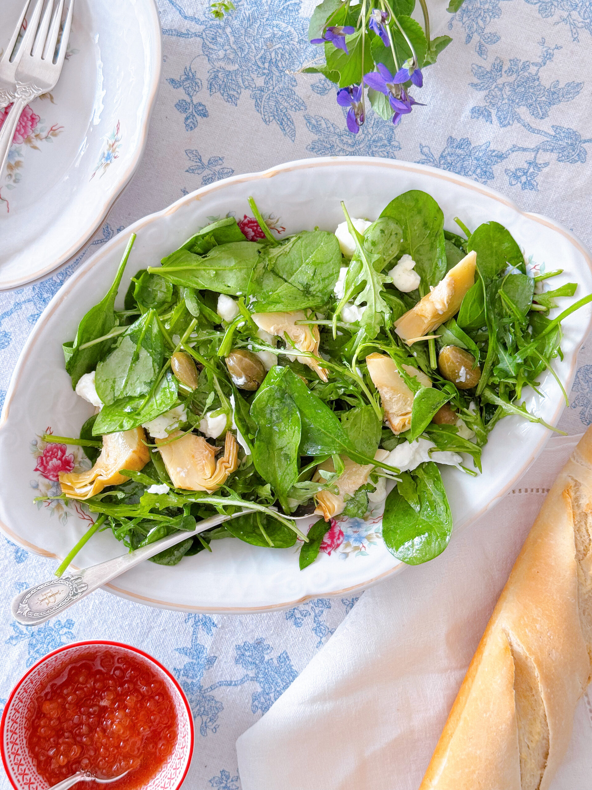 салат з артишоками та моцарелою