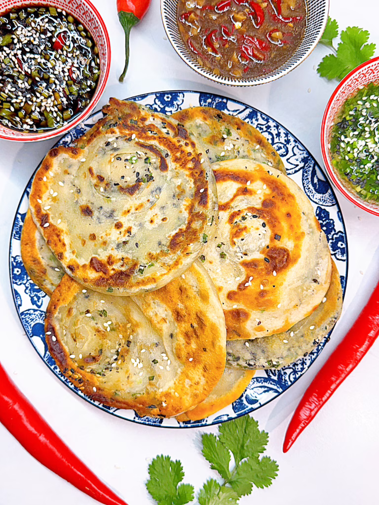 Панкейки з цибулею та кунжутом. Китайські панкейки.
